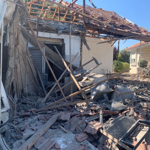 .הבית של יוּלְצִ'י / סיפור ישראלי