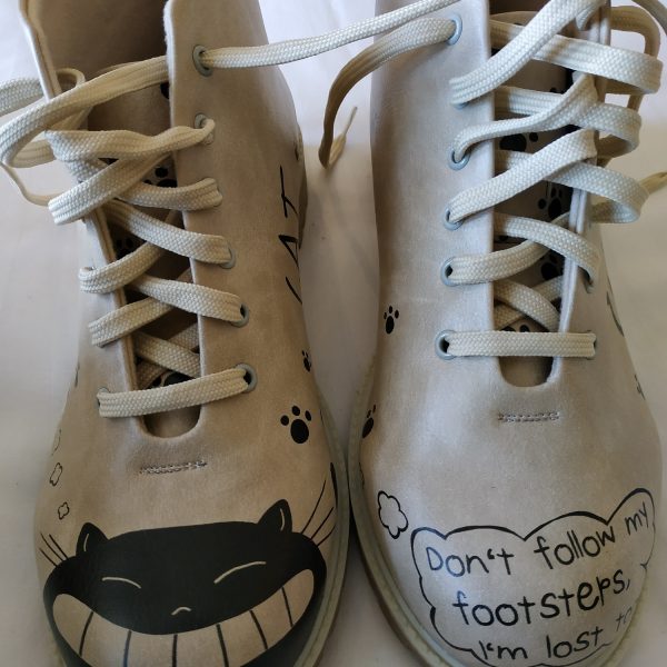 חופשה בזגורה / בנעליה של אליס בארץ הפלאות